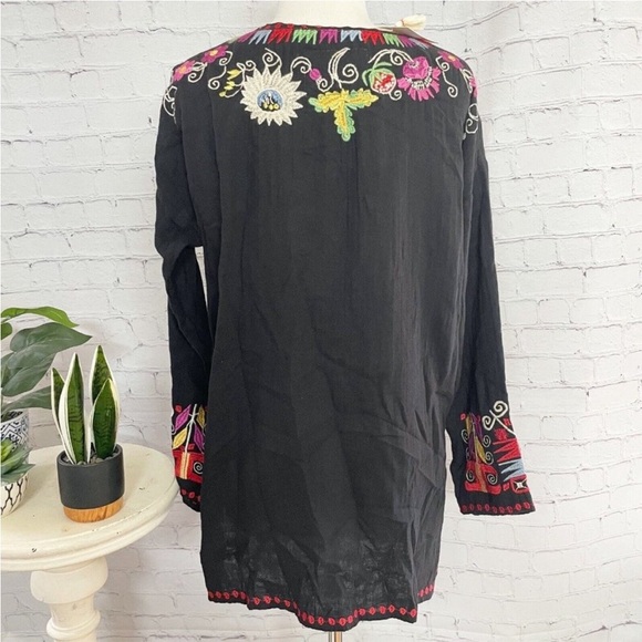 ❤️Final Sale Johnny Was scoop neck cotton long sleeve top . - Picture 7 of 7